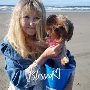 Meet your Posher, Cindee